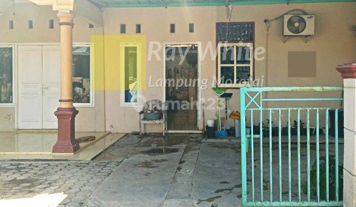 Rumah dengan halaman luas br 1