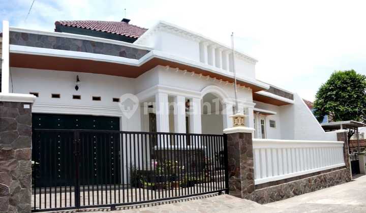 Dijual Rumah Klasik Nederland ml 2