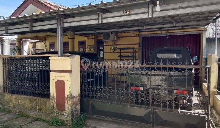 Dijual Rumah Pertigaan Jalan P.E.M. Nur 1