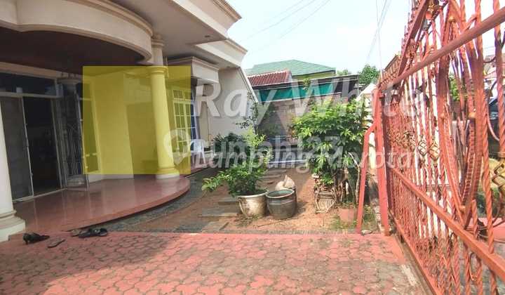 Dijual Rumah kawasan elit tr 2