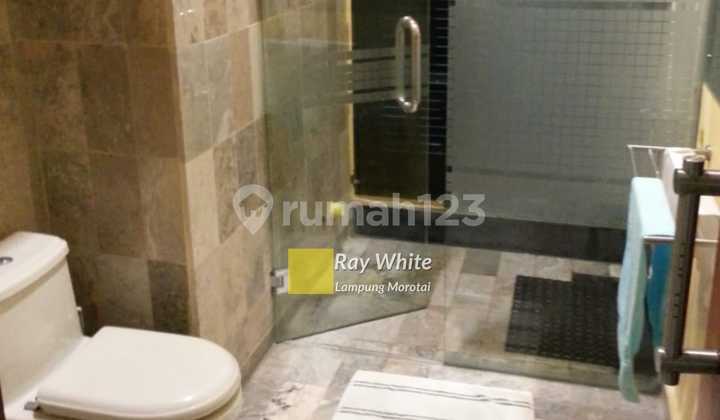 Dijual Rumah Villa Modern dengan halaman luas lin 2