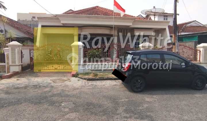 Dijual Rumah kawasan elit tr