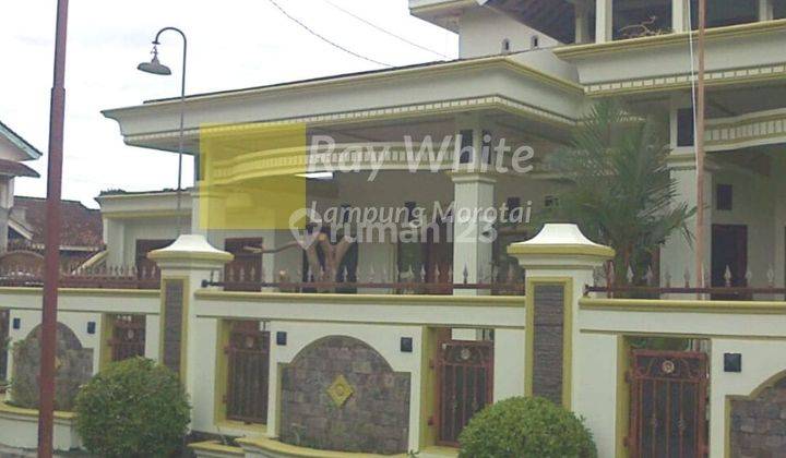 Dijual Rumah 2 lantai Dalam Perumahan br 2