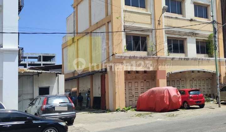 Dijual Ruko Premium 3 Pintu Dijual Ruko Premium 3 Pintu