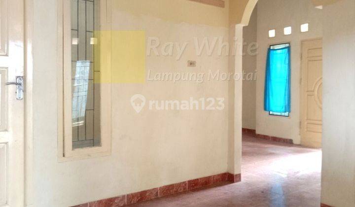 Dijual Rumah Dengan Halaman sangat luas 2