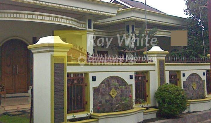 Dijual Rumah 2 lantai Dalam Perumahan br 1