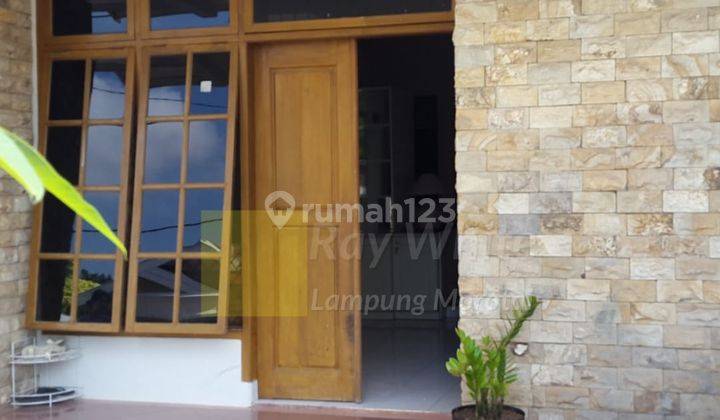 Dijual Rumah Dua Lantai hr 2