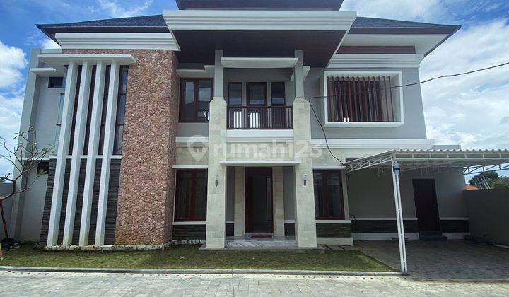 Rumah Villa 2 Lantai One Gate System Dekat Pantai Sanur 1