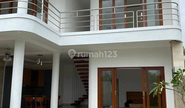 Rumah Villa Baru SHM Fully Furnished Dekat Ke Canggu 2