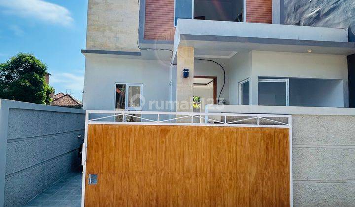 Rumah Villa 2 Lantai Siap Huni Dekat Pantai Sanur 1