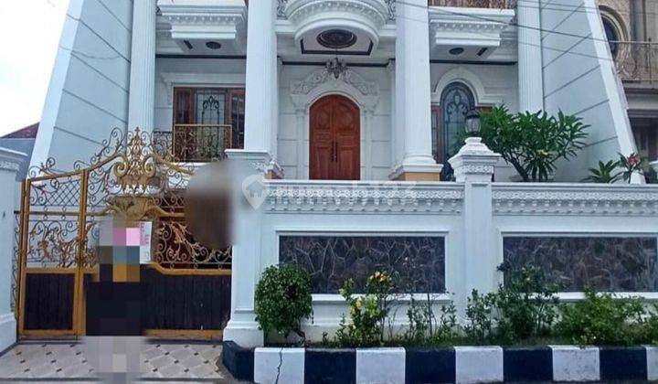 Rumah Mewah Siap Huni 3 Lantai Dekat Mall Trans Studio Bali 1