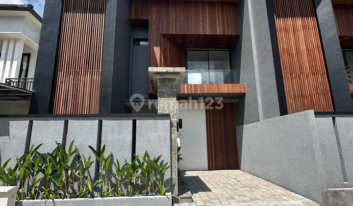 Rumah Villa Modern Fully Furnished Dekat Pantai Melasti Jimbaran 1