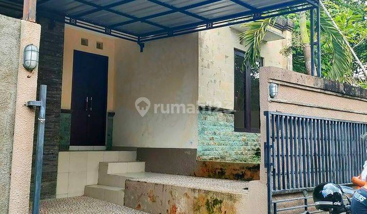 Rumah 3 Kamar Tidur Dekat Fasilitas Olahraga Kota Tabanan 1