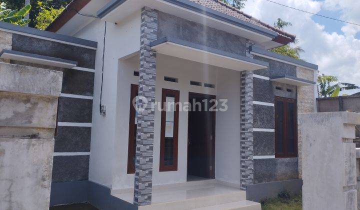 Rumah 2 Kamar dengan Suasana Nyaman dan Sejuk Kota Tabanan, Bali 1