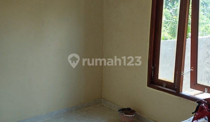 Rumah 2 Kamar dengan Taman dan Halaman Belakang di Kota Tabanan, Bali 5