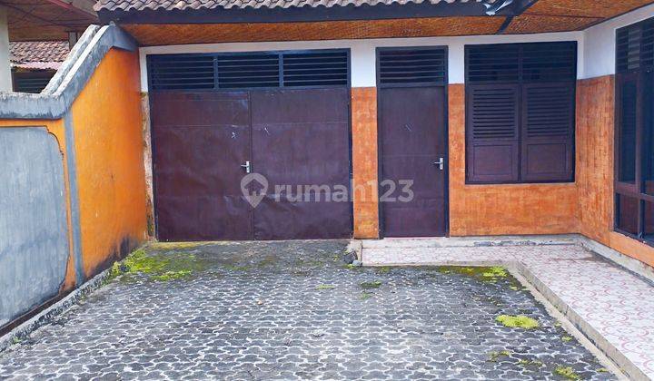 Didewakan Rumah atau Kantor, 5 Kamar di Jantung Kota Tabanan 1