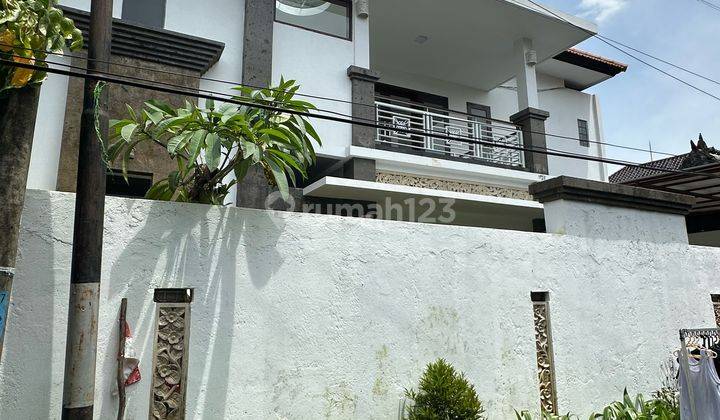 Villa Modern Tropis Siap Huni Dekat Pantai Sanur 1