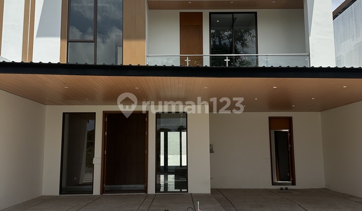 Villa Mewah Umalas Dalam Cluster One Gate System