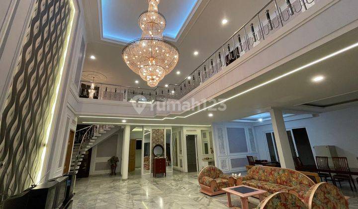 American Classic Luxury House with Full Marble Floors in Gatsu Tengah 1