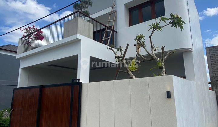 Semi Villa House 5 Minutes to Sanur Beach House 1