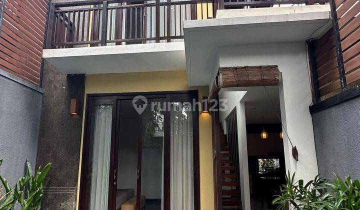 Villa Mewah Canggu 2BR Dekat Pantai Batu Bolong 1