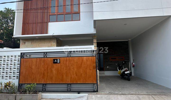 Rumah Baru Modern Semi Villa Sanur Dekat Pantai Mertasari