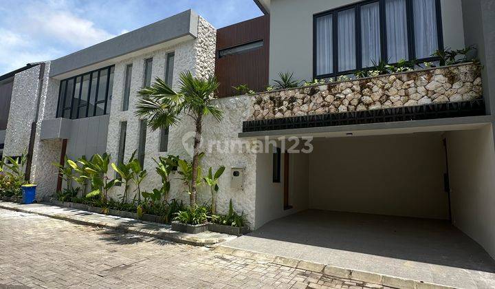 Canggu Luxury Villa 5 Minutes to One Gate System Beach 1