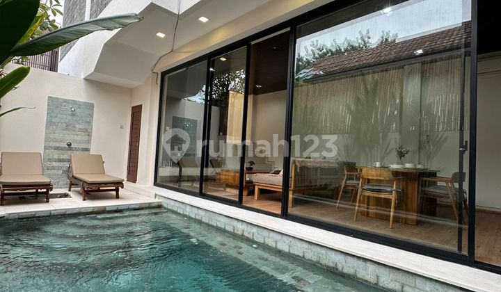 Villa 3 Bedrooms Seminyak Jalan Kaki ke Pantai