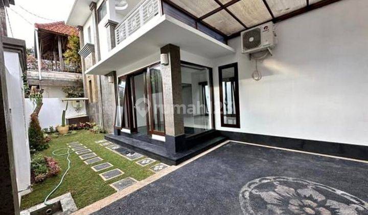 Villa Modern Tropis Siap Huni Dekat Pantai Sanur 2