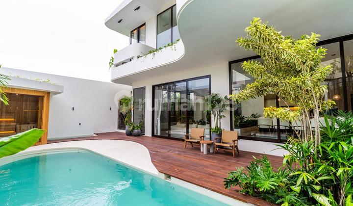 Modern Luxury Villa 3 Lantai Seminyak Fasilitas Mewah