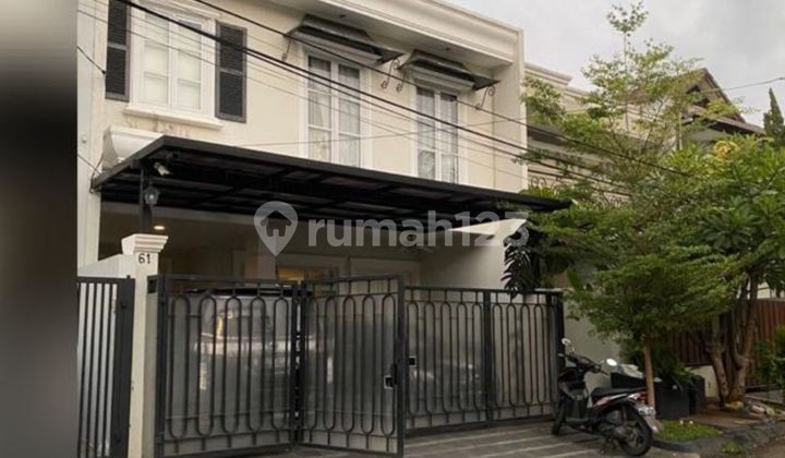 For sale, Ready-to-occupy House on Kartika Alam Street, Pondok Indah, South Jakarta.