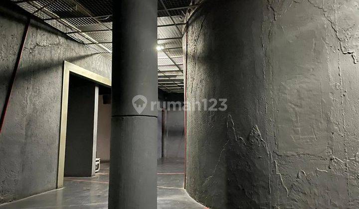 Ruang usaha di kyai maja di kebayoran baru jaksel 11
