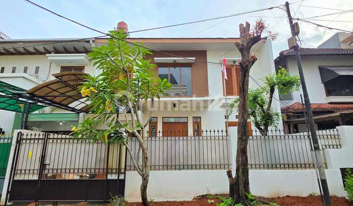 Disewakan.rumah Siap.huni.2 Lantai Di.gedung Hijau Pondok.indah.jsksel 1