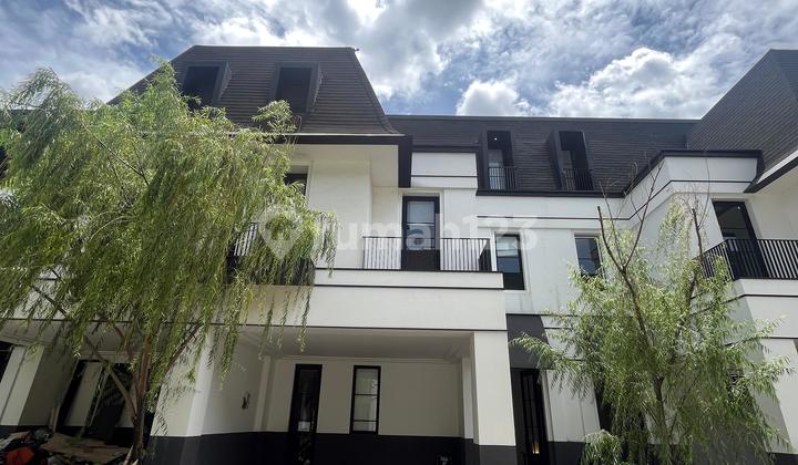 Dijual.town.house Pondok.pinang Hsnya 5 Menit Ke Pim Jaksel