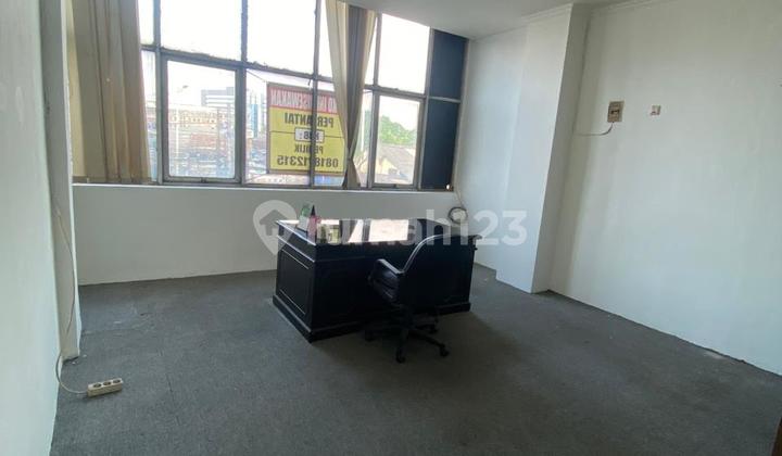 For Sale: 4.5 Story Shop House in Dewi Sartika, Cililitan, Kramat Jati, East Jakarta. 2