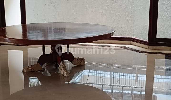 For Rent, Large House, Move-In Ready. In Kemang, South Jakarta. 2