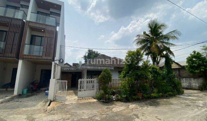 Dijual Cepat Rumah Hitung Tanah Di Jln.cidodol Kebayoran Lama Jaksel 1