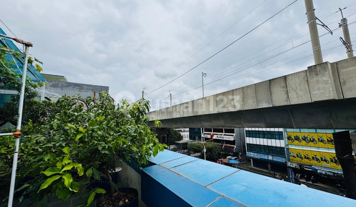 Turun Harga Di.jual Ruko Gandeng 3 Lantai Di.jln.raya Fatmawati.jalksel
