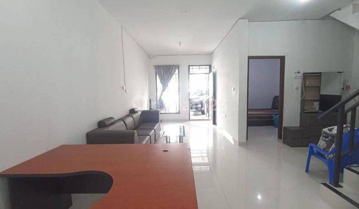 Dijual Rumah 2 lantai hadap timur di penuin 5