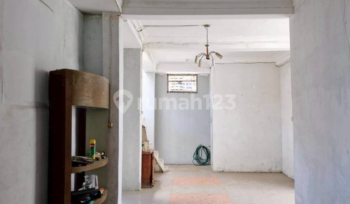 Dijual Murah Rumah Shm 3 Lantai di Perum Baloi Persero, Baloi Indah, Jl. Bunga Raya, Baloi Indah, Lubuk Baja, Kota Batam, Kepulauan Riau, Indonesia, 29432, Batam Kota 2