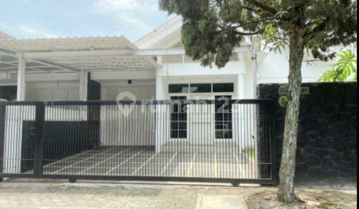 Rumah Minimalis Terawat Siap Huni Di Singgasana Pradana Bandung Rumah Minimalis Terawat Siap Huni Di Singgasana Pradana Bandung
