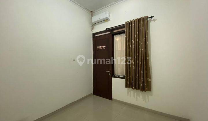 Disewakan Rumah Singgasana Pradana 4