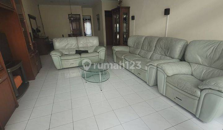 Rumah 2 Lantai Bagus Unfurnished Shm Di Batununggal, Bandung 1