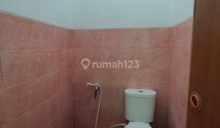 Rumah Bagus Unfurnished SHM di Taman Cibaduyut 1, Bandung 2