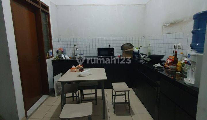 Rumah 2 Lantai Bagus Unfurnished SHM di Singgasana Pradana  2