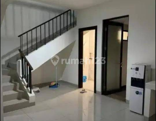 Rumah 2 Lantai Bagus Unfurnished SHM di Podomoro Park Bandung 1