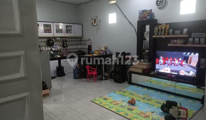 Rumah Murah Bagus Unfurnished SHM di Jalan Pagarsih, Bandung