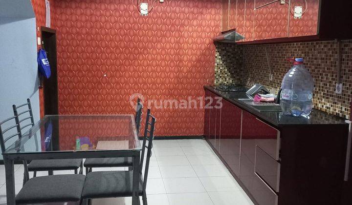 Rumah Kontrakan 2 Lantai Bagus Furnished SHM di Jl. Kotabaru 1