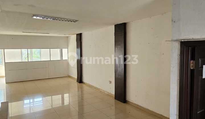 Ruko MURAH 4 Lantai Bagus 175 m2 SHM Gunung Batu, Bandung 1