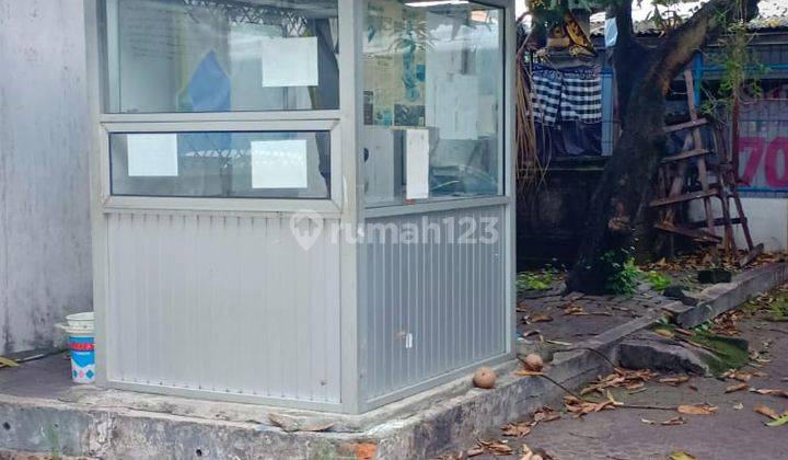 Gudang dan kantor jalan utama dekat gatot subroto barat 5